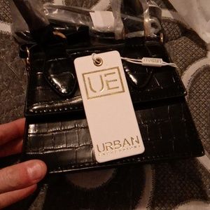 Black vegan hand bag